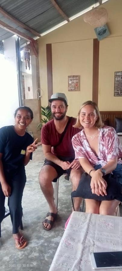 A-Manta Homestay Labuan Bajo Dış mekan fotoğraf